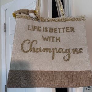 America and beyond champagneTote